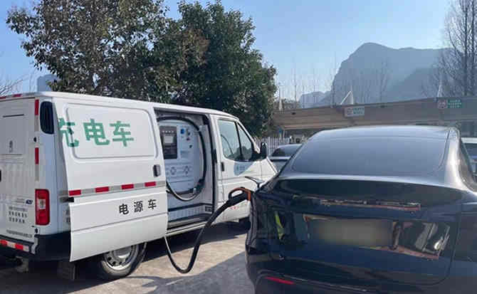 永登汽车搭电